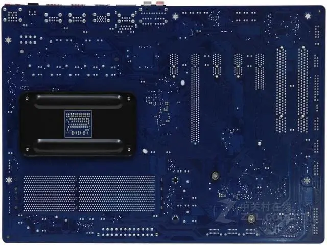 Alt view image 2 of 4 - GIGABYTE GA-970A-D3 Socket AM3+/AM3 AMD 970 DDR3 32GB ATX