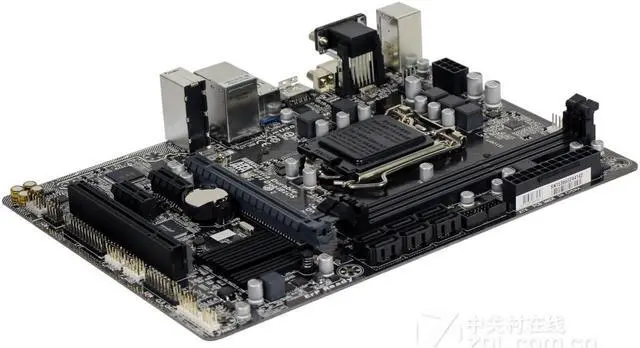 Alt view image 3 of 4 - GIGABYTE B150M-HD3 DDR3(rev.1.0) LGA 1151 Intel B150 DDR3 32GB Micro ATX