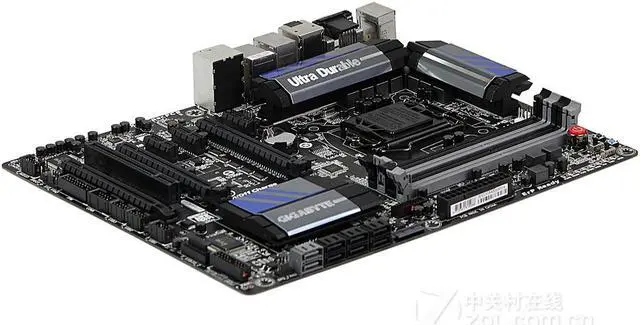 Alt view image 3 of 4 - GIGABYTE Z87X-UD3H LGA 1150 Intel Z87 DDR3 32GB ATX
