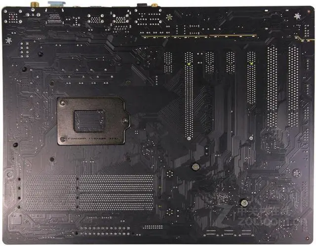 Alt view image 2 of 4 - GIGABYTE G1.Sniper Z87 LGA 1150 Intel Z87 DDR3 32GB ATX