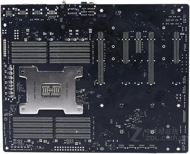 Alt view image 2 of 4 - GIGABYTE X399 Gaming 7 Socket TR4 AMD X399 DDR4 128GB ATX