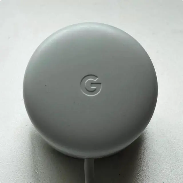Main image of Original Google Google Home Hub smart home speaker voice assistant 14V1.1A with cable power