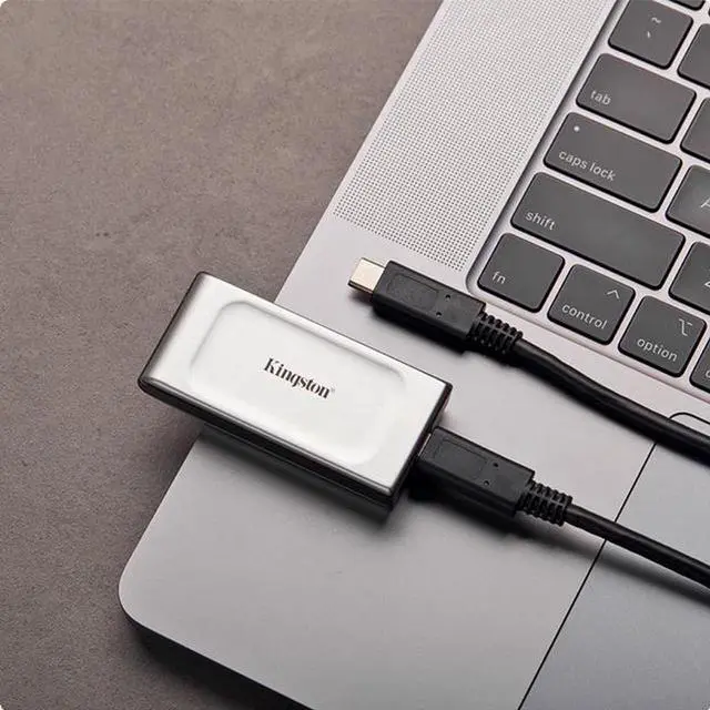 Alt view image 6 of 6 - XS2000 2TB mobile SSD Type-C high-speed USB3.2 portable compact