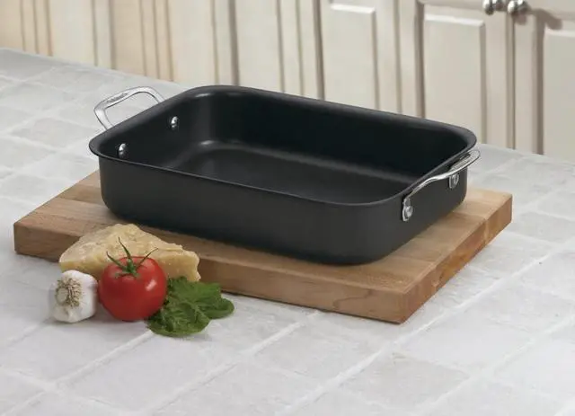 Alt view image 6 of 7 - Cuisinart 6117-14 Chef's Classic Nonstick Hard-Anodized 14-Inch Lasagna Pan