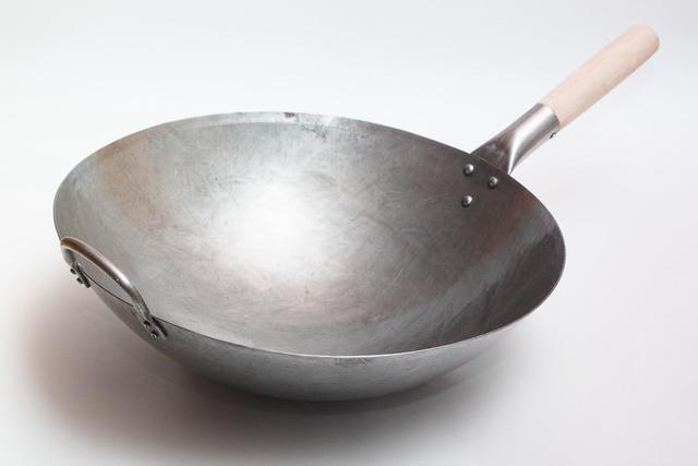 Alt view image 5 of 7 - Craft Wok Big 16 Inch Heavy Hand Hammered Carbon Steel Pow Wok with Wooden and Steel Helper Handle (Round Bottom) / 731W138