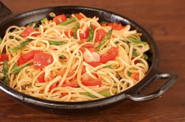 Alt view image 3 of 3 - Lodge BOLD 10 Inch Seasoned Cast Iron Skillet; Design-Forward Cookware