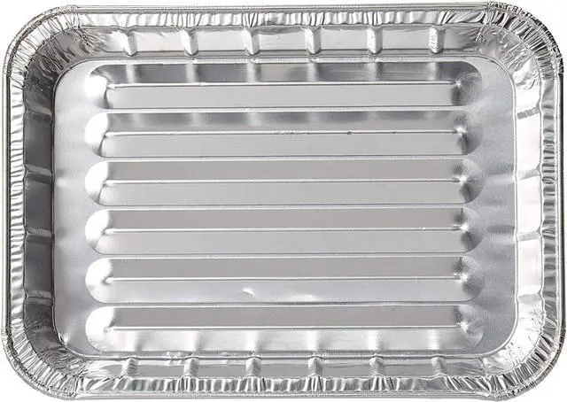 Main image of Disposable Small Aluminum Broiler Pan - 8.75" x 6.25" (100)