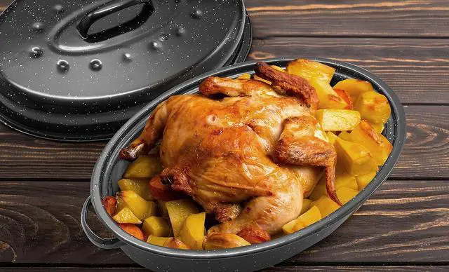 Alt view image 3 of 5 - Granite Roasting Pans, Black (15" Oval Roaster Pan With Lid)