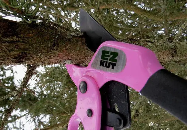 Alt view image 5 of 6 - EZ Kut Heavy Duty Pruners Ratchet Hand Pruner with Ratcheting Action Great Garden Hand Tool Clippers Gardening pruners arthritis tools Ratcheting Anvil Hand Pruner Pruning Shears Heavy Duty Since 1988