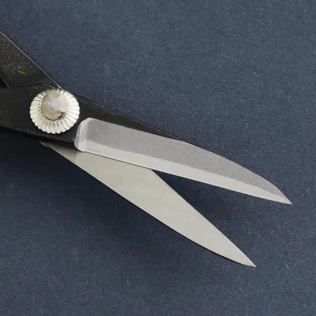 Alt view image 5 of 6 - Wazakura Yasugi Steel Satsuki Bonsai Scissors for Trimming Made in Japan 7 inch (180 mm), Japanese Garden Bonsai Tools, Pruning Shears for Flowers and Herbs