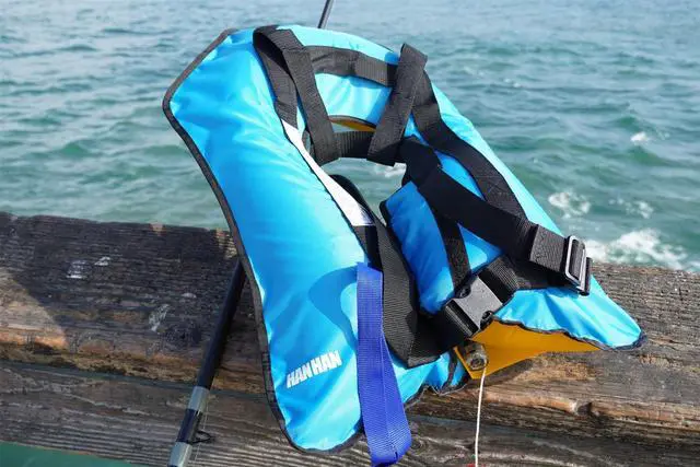 Alt view image 6 of 7 - HANHAN Manual Inflatable Life Jacket Vest   CE, PFD ,CCS Certificated Pink With 33 CO2 Cylinder Ready To Use