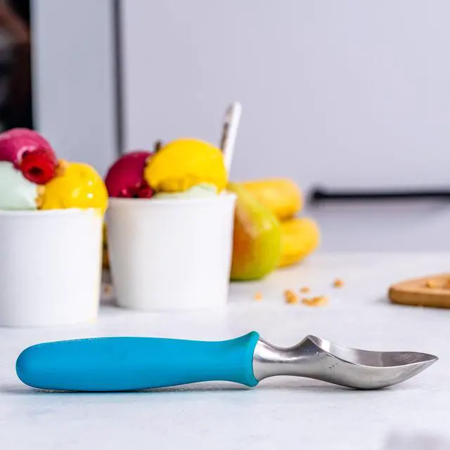 Alt view image 7 of 7 - Stainless Steel Ice Cream Scoop - Professional Ice Cream Scooper with Comfortable Non-Slip Rubber Grip - Heavy-Duty Dishwasher-Safe Baller Scoop - BlauKe®