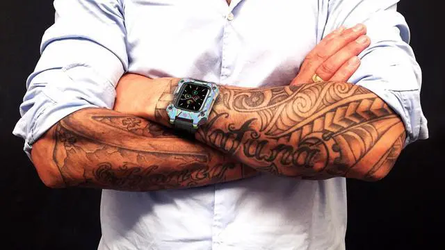 Alt view image 5 of 6 - Rowe Tactical - Rowe Shield Apple Watch Case for Series 7/8, Size 45mm with ISOFrane Band - CNC Machined Aerospace Aluminum 6061-T651, PVD Chameleon Iridescent