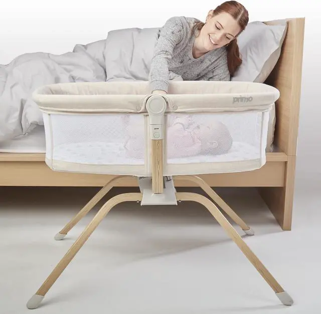 Alt view image 3 of 7 - Little Cloud Gliding Bassinet