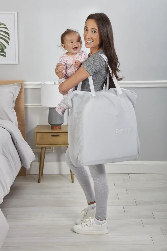 Alt view image 4 of 7 - Little Cloud Gliding Bassinet