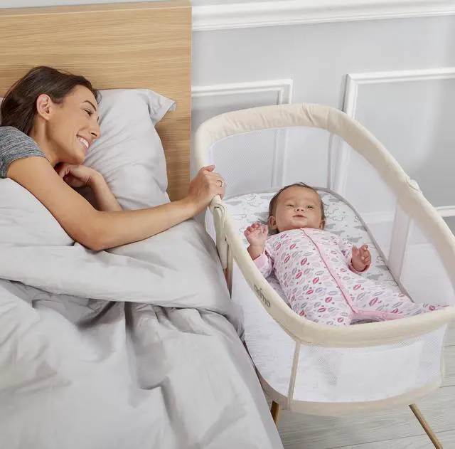 Alt view image 7 of 7 - Little Cloud Gliding Bassinet