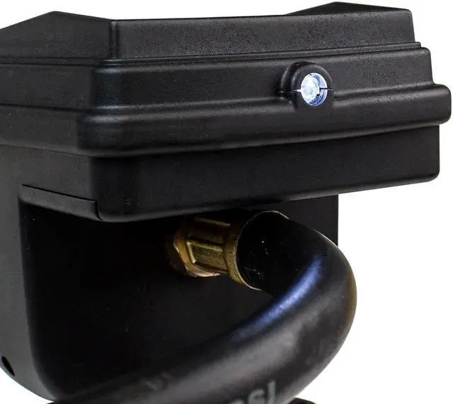 Alt view image 11 of 12 - Freeman FS2DTI Freeman Digital Tire Inflator with Work Light and LED Pressure Gauge