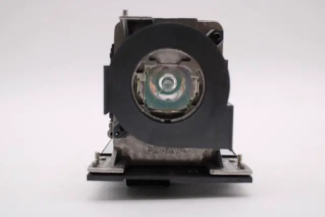 Main image of Advanced Lamps Lamp & Housing for The Vivitek D951HD Projector - 90 Day Warranty