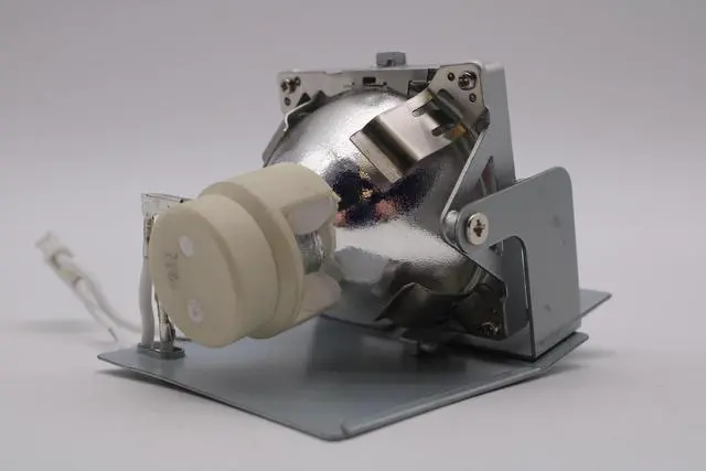 Alt view image 5 of 7 - Advanced Lamps RLC-110 Lamp & Housing for Viewsonic Projectors - Fits 5811121373-SVV, DX56AAA, PA505W, PX705HD, PX725HD, VS16963, RLC-110 & More - 1 Unit Per Pack - 90-Day Warranty