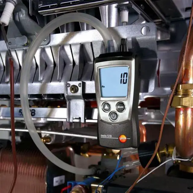Alt view image 2 of 7 - Testo 510 Digital Manometer I Dual-Port Differential Pressure Meter for air C...