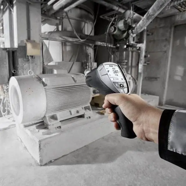 Alt view image 2 of 5 - Testo 835-T1 Infrared Thermometer Laser Temperature IR Measurement up to 600 °C