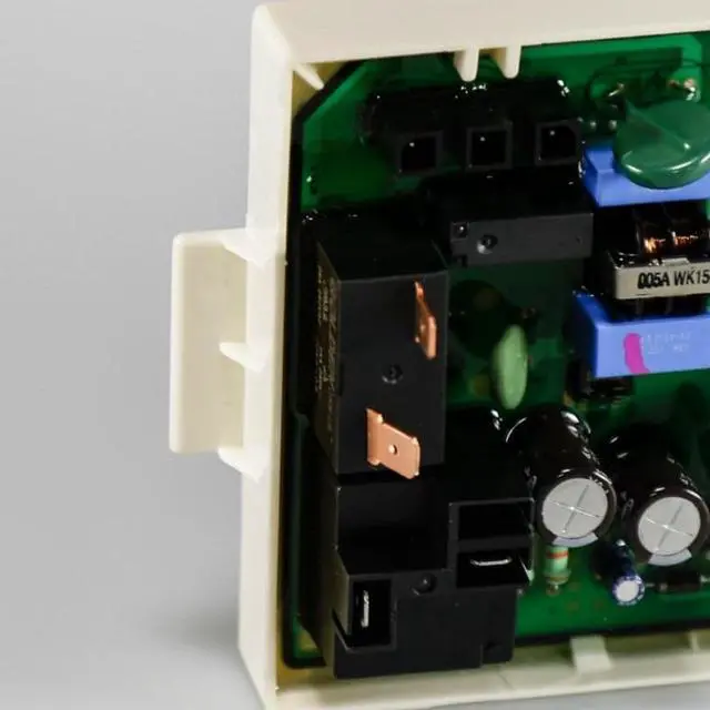 Alt view image 3 of 5 - Samsung DC92-00669Y Main Control Board (OEM)