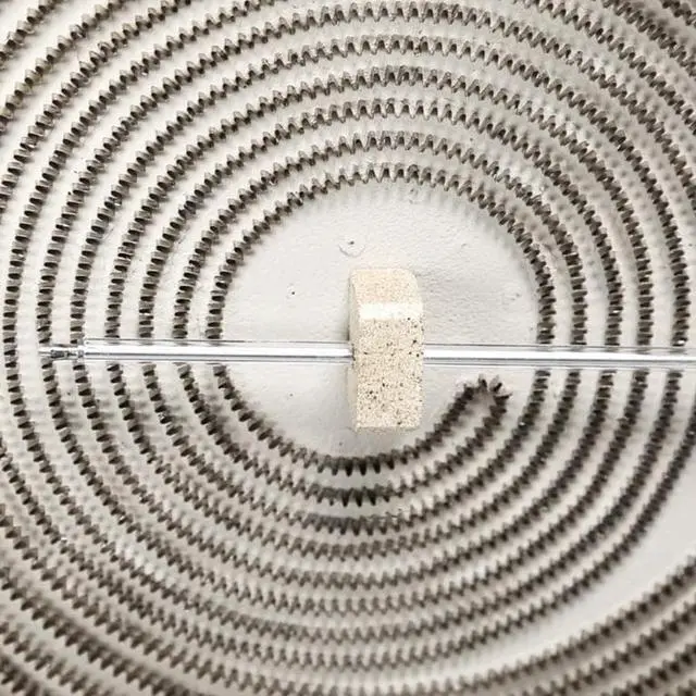 Alt view image 3 of 3 - GE WB30X24111 9" Range Radiant Element