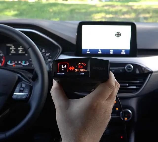 Alt view image 7 of 14 - Uniden R8 Extreme Long Range Radar / Laser Detector - Black