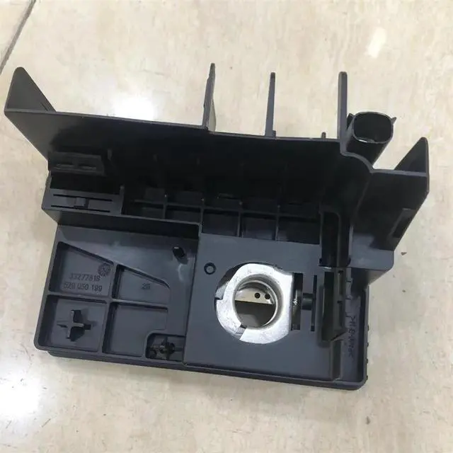 Alt view image 3 of 5 - Acaigel Fuse Box Battery Terminal 84335366 84131629 For Chevrolet Malibu 2016-2020