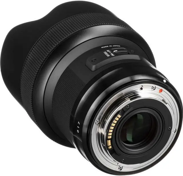 Alt view image 5 of 6 - Sigma 14mm f/1.8 DG HSM Art Lens for Canon EF - Essential UV Filter Bundle