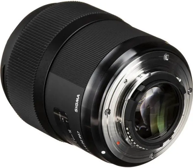 Alt view image 5 of 5 - Sigma 35mm f/1.4 DG HSM Art Lens for Nikon F - Telephoto and Wide Angle Bundle