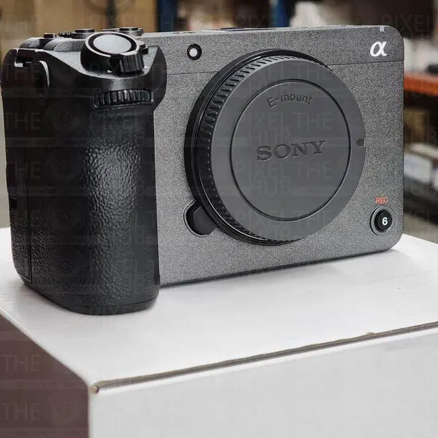 Alt view image 2 of 4 - Sony FX30 Digital Cinema Camera ILME-FX30B - 7PC Accessory Bundle