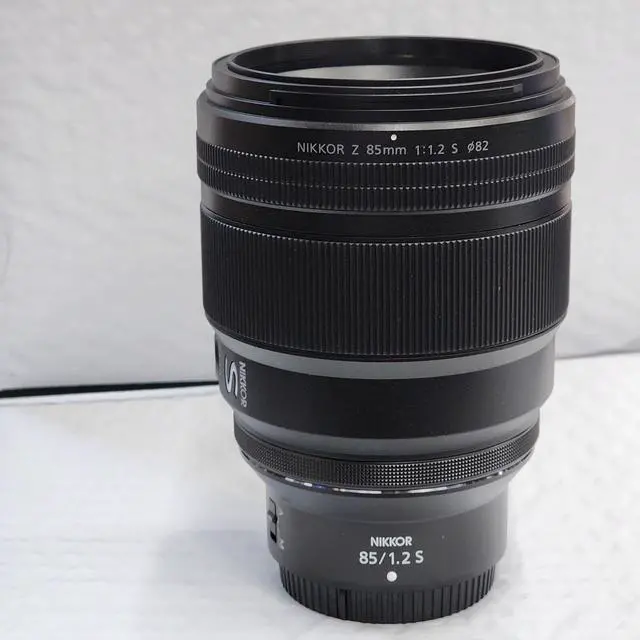 Alt view image 2 of 3 - Nikon NIKKOR Z 85mm f/1.2 S Lens (Nikon Z) 20114 - 7PC Accessory Bundle