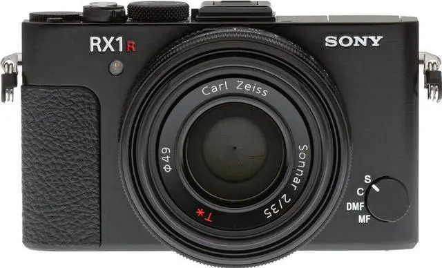 Alt view image 2 of 2 - Sony Cyber-shot DSC-RX1R II 42MP Digital Camera DSCRX1RM2/B - 12PC Bundle