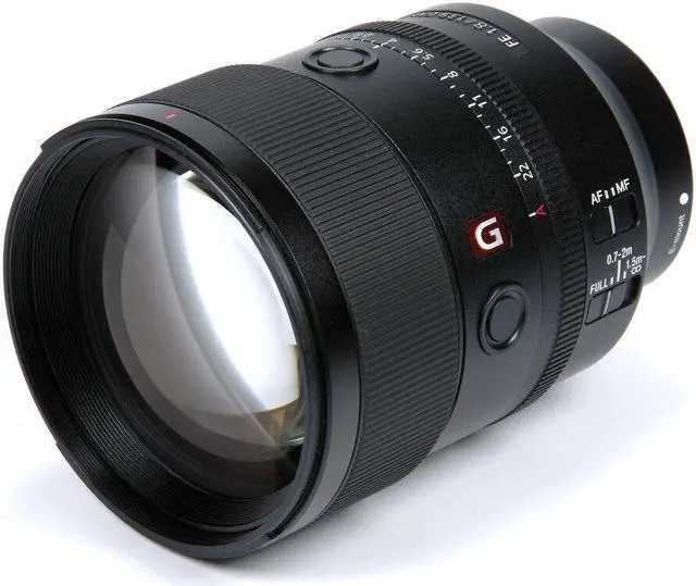 Alt view image 2 of 3 - Sony FE 135mm f/1.8 GM Lens SEL135F18GM - Essential UV Filter Bundle