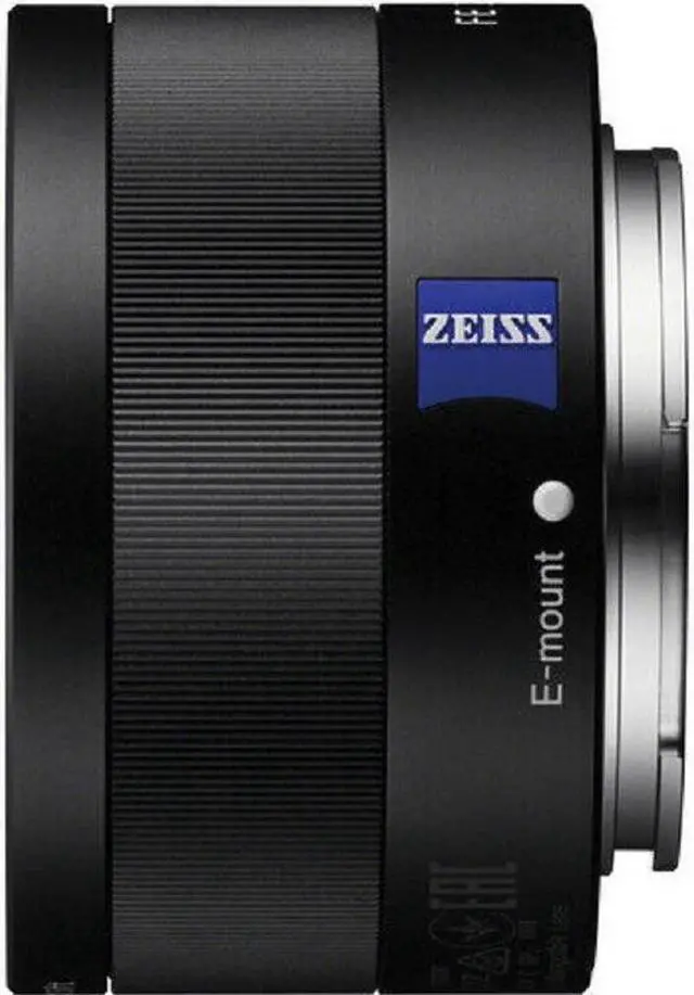 Alt view image 3 of 3 - Sony Sonnar T FE 35mm f/2.8 ZA Lens SEL35F28Z + Lens Pouch + Filter Kit Bundle