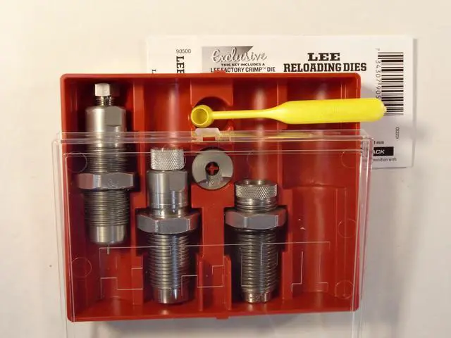 Main image of Lee Precision Pacesetter 3-Die Set 7mm Remington Magnum 90538