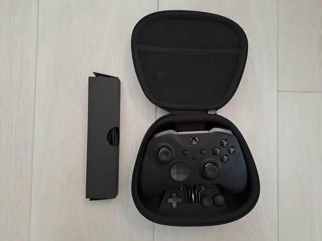 Alt view image 14 of 20 - Microsoft Xbox Elite FST-00001 Wireless Controller Series 2 - Black