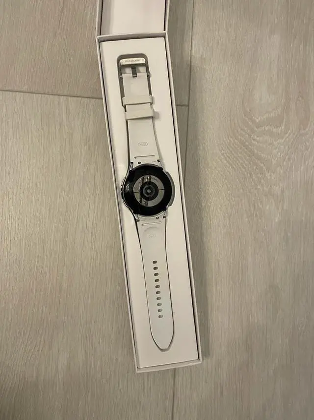 Alt view image 5 of 5 - Samsung Galaxy Watch4 Classic 42mm Silver Stainless Steel
