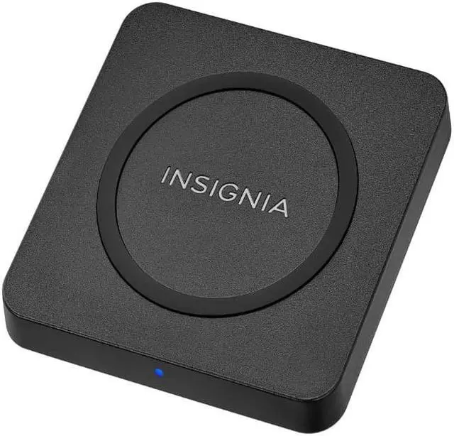 Main image of Insignia 15W Qi Wireless Phone Charging Pad (NS-MQP15W22K-C) - Black