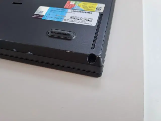 Alt view image 4 of 4 - Lenovo 15 Thinkpad 5th Gen 256G 8G