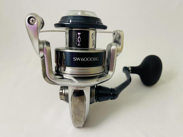 NEW SHIMANO 20 SARAGOSA SW 6000HG SPINNING REEL SRG6000SWAHG FISHING REEL  *FAST DELIVERY* 