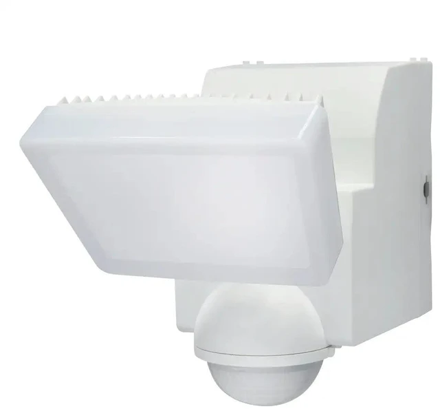 Alt view image 2 of 7 - IQ America LED Motion Security Flood Light ? 500 Lumen Battery-Powered - OEM