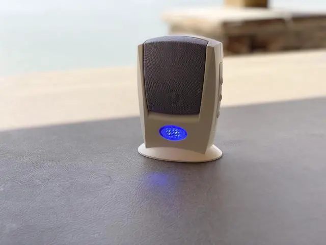 Alt view image 4 of 4 - IQ America WD6010 Wireless Battery Operated Portable Visual Strobe and Audible Chime Alert 1 Button 4 Note Big Ben Clarinet Sax 300 Foot Range Hearing Impaired Use Anywhere!