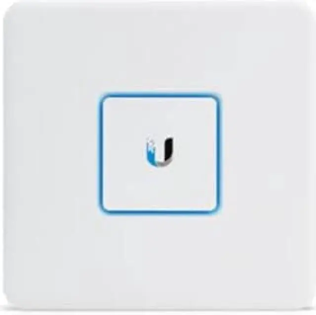 Alt view image 2 of 5 - Ubiquiti Unifi Security Gateway (USG)