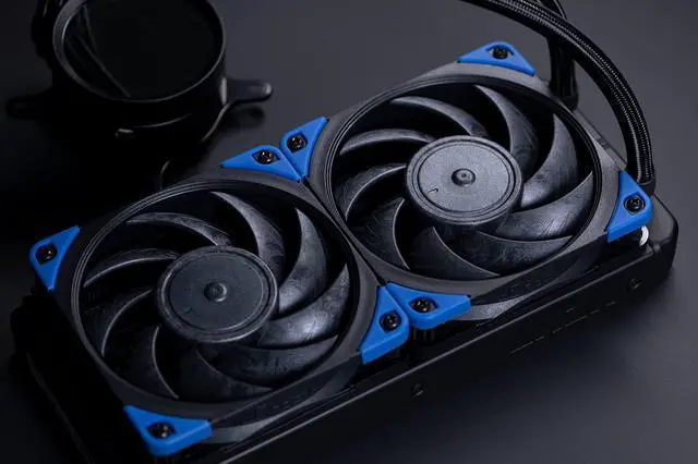 Alt view image 7 of 7 - Noctua NF-A12x25 PWM chromax.Black.swap, Premium Quiet Fan, 4-Pin (120mm, Black)