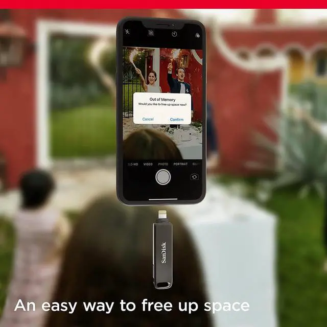 Alt view image 2 of 7 - SanDisk 256GB iXpand Flash Drive Luxe for iPhone and USB Type-C Devices - SDIX70N-256G-GN6NE