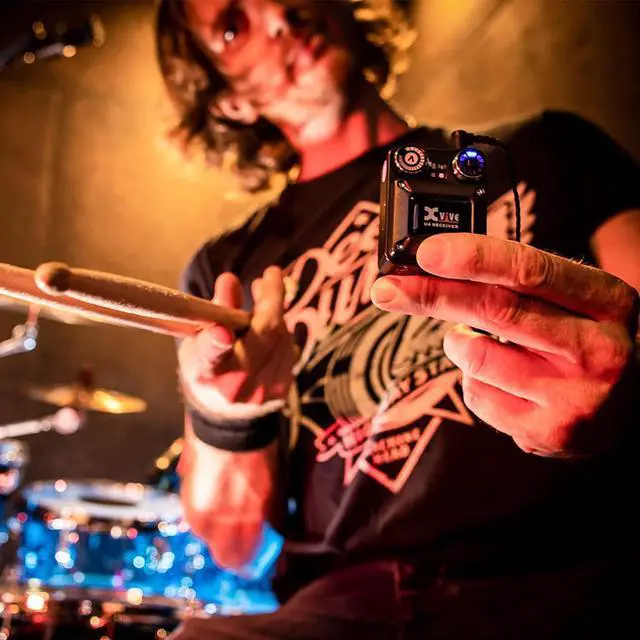 Alt view image 2 of 7 - U4 Wireless in-Ear Monitor System Transmitter and Beltpack Receiver Personal IEM for Studio, Band Rehearsal,Live Performance,Camera Record