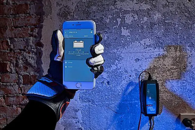 Alt view image 5 of 5 - Blue Smart IP65 12-Volt 15 amp Battery Charger (Bluetooth)