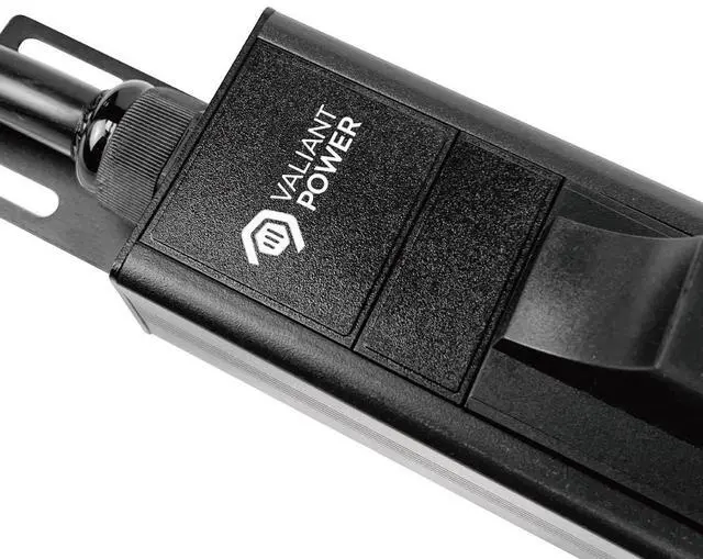 Alt view image 5 of 7 - 240V 30A Rack PDU with Meter & Breaker, 4 C13 & 2 C19 Outlets  Vertical Mount, Industrial Power Strip
